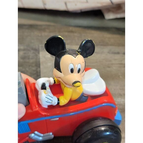Disney mattel 2000 Mickey Mouse car toy figure - Picture 3 of 6
